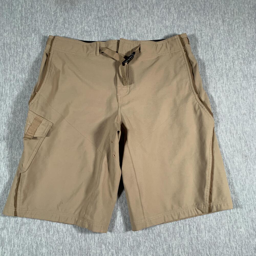 Prana Shorts Mens Large Tan Stretch Hiking Cargo Pocket Outdoor Performance